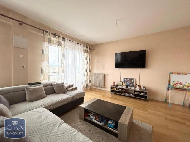 Appartement à louer 3 pièces 92.73m²