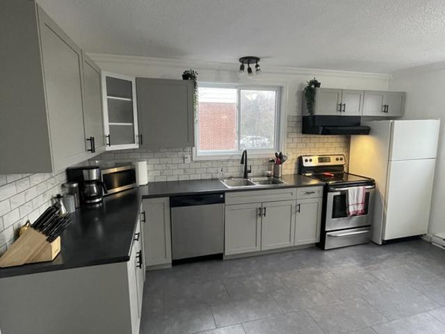 Appartement à Louer 44 Jumonville, Hull Gatineau 8 photos | Logis Québec