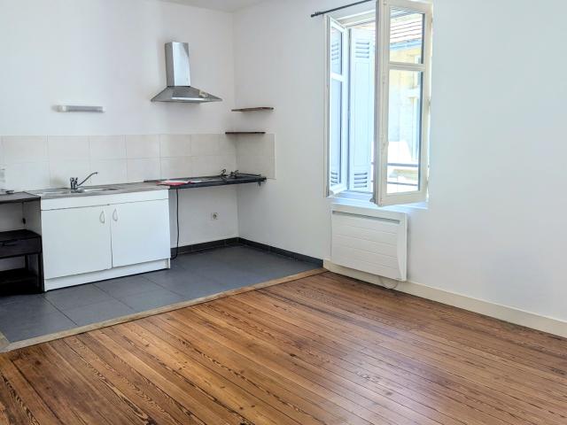 Appartement à Louer 44.87 m2 Musée d'Aquitaine