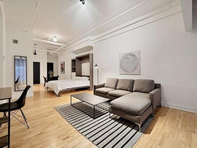Appartement à Louer 4521 Ave Clark, Montréal 23 photos | Logis Québec