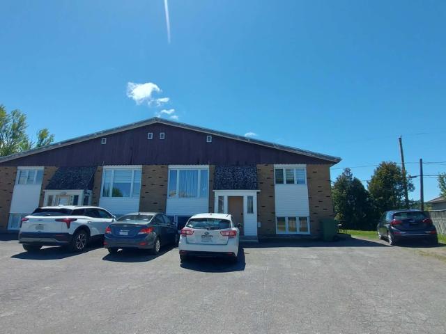 Appartement à Louer 452 Rue Michaud, Trois Pistoles 8 photos | Logis Québec