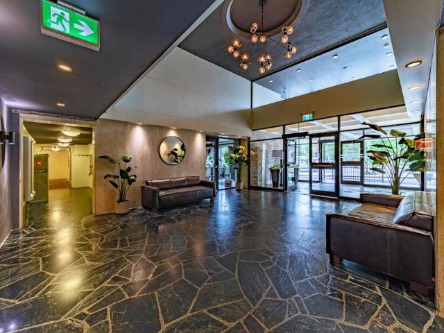 Appartement à Louer 4530 Ch. de la Côte des Neiges, Montréal 18 photos | Logis Québec