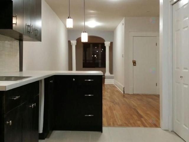 Appartement à Louer 4564 Rue Ste Catherine Est, Mercier/Hochelaga Maisonneuve Montréal 10 photos | Logis Québec