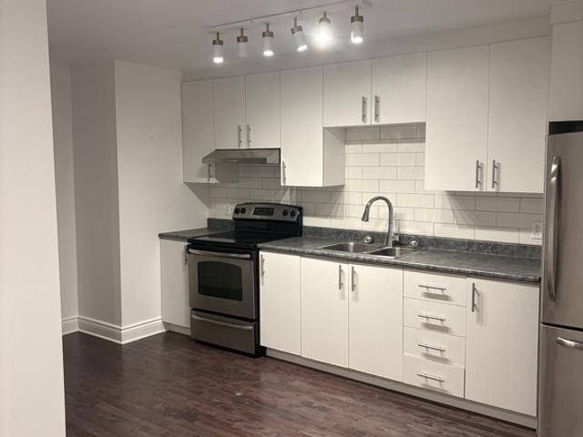 Appartement à Louer 4709 Chabot, Le Plateau Mont Royal Montréal 8 photos | Logis Québec