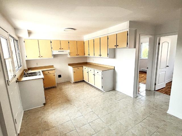 Appartement à Louer 4800 Des Ardennes, Montréal Nord Montréal 14 photos | Logis Québec