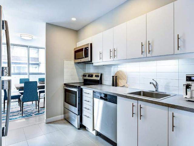 Appartement à Louer 4858 chemin de la Côte des Neiges, Montréal 21 photos | Logis Québec