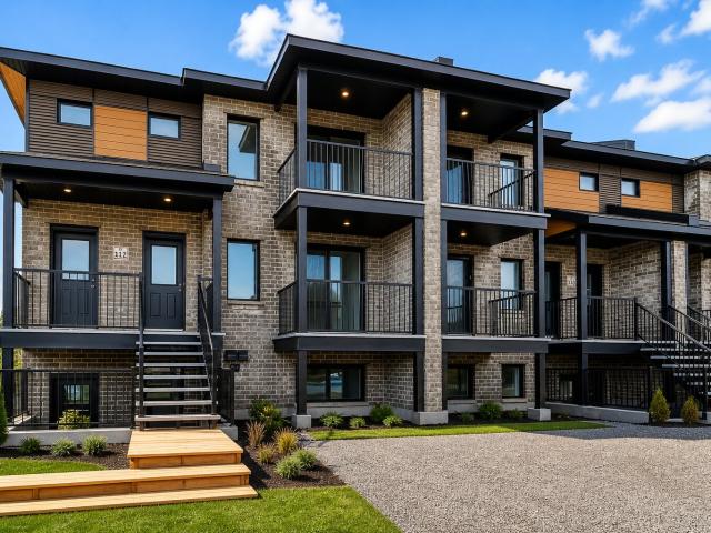 Appartement à Louer 48 Rue Katimavik, Aylmer Gatineau 15 photos | Logis Québec