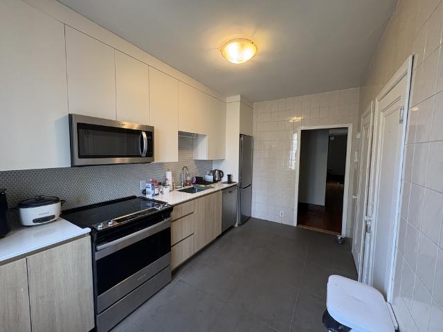 Appartement à Louer 4906 Ch. Queen.Mary, Côte des Neiges/Notre Dame de Grâce Montréal 10 photos | Logis Québec