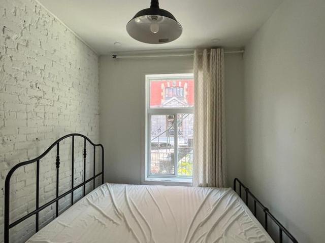 Appartement à Louer 4161 rue clark, Mont Royal 8 photos | Logis Québec