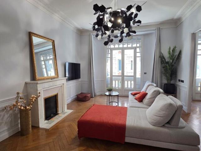 Appartement à louer 4 pièces • Nice