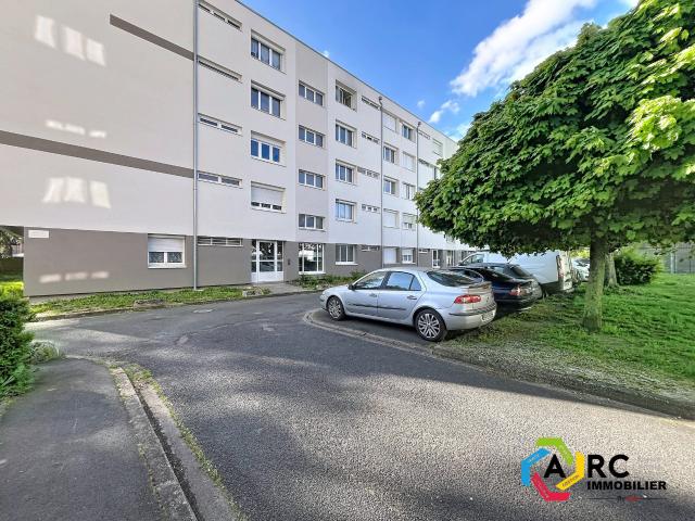 Appartement à louer, 4 pièces Orléans 45100