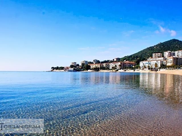 Appartement à louer, 4 pièces Ajaccio 20000