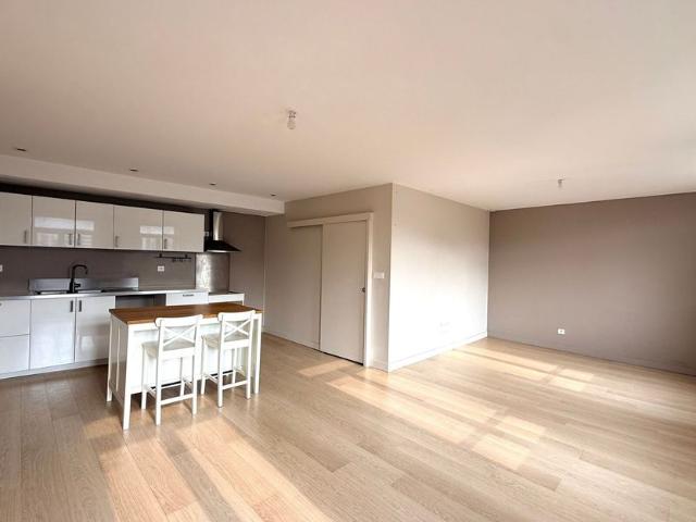 Appartement à louer 4 pièces • Armentières