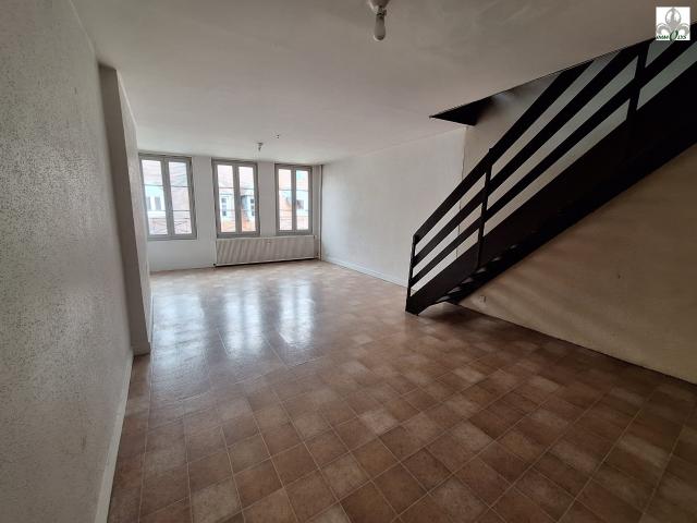 Appartement à louer, 4 pièces Besançon 25000
