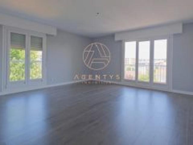 Appartement à louer 4 pièces de 75,96 m² à Saint Maur des Fossés