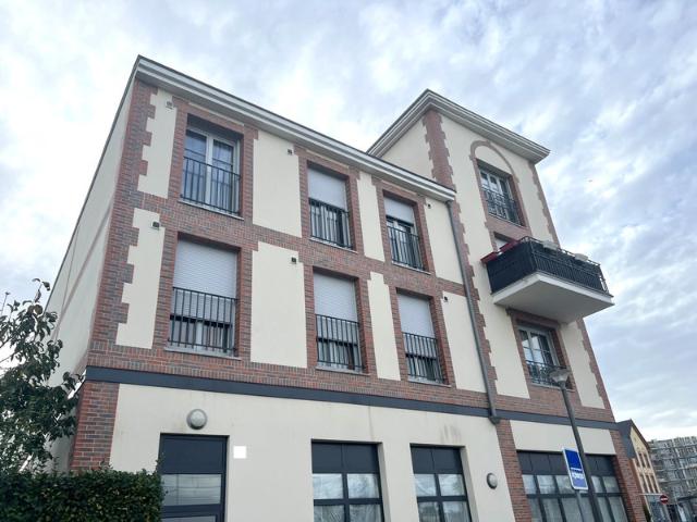Appartement à louer 4 pièces DOMONT 95
