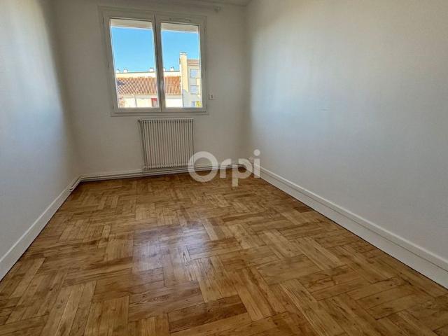 Appartement à louer 4 pièces • Limoges