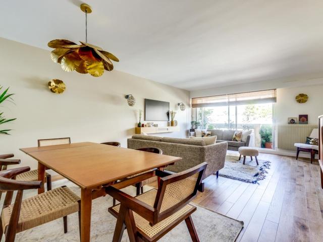 Appartement à louer, 4 pièces Paris 75007