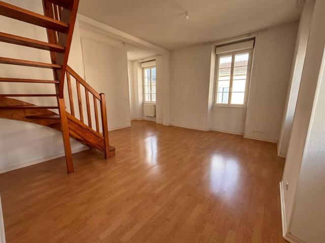 Appartement à louer 4 pièces • Périgueux