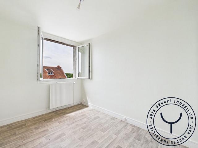 Appartement à louer, 4 pièces Sainte Savine 10300
