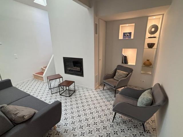 Appartement à louer 4 pièces • 100 m2 Arles