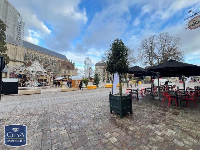 Appartement à louer 4 pièces 100m²