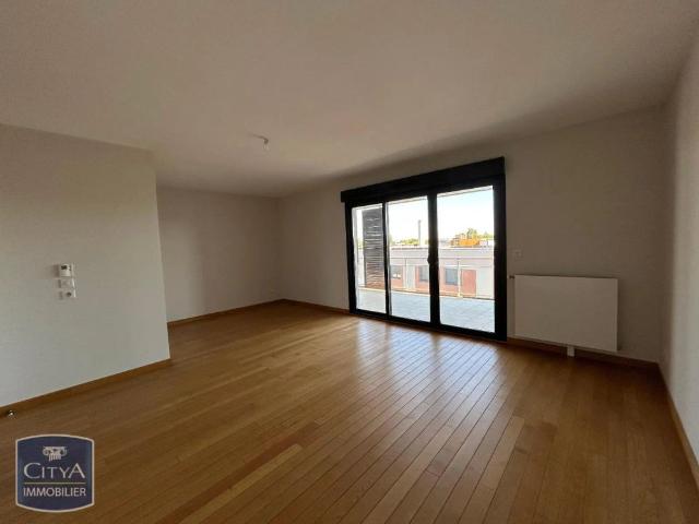 Appartement à louer 4 pièces 102.34m²
