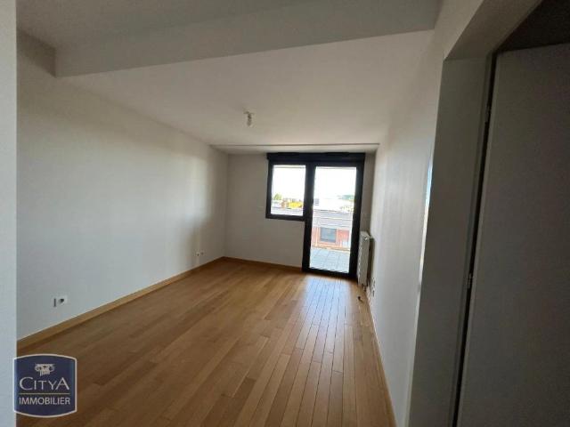 Appartement à louer 4 pièces 102.34m²