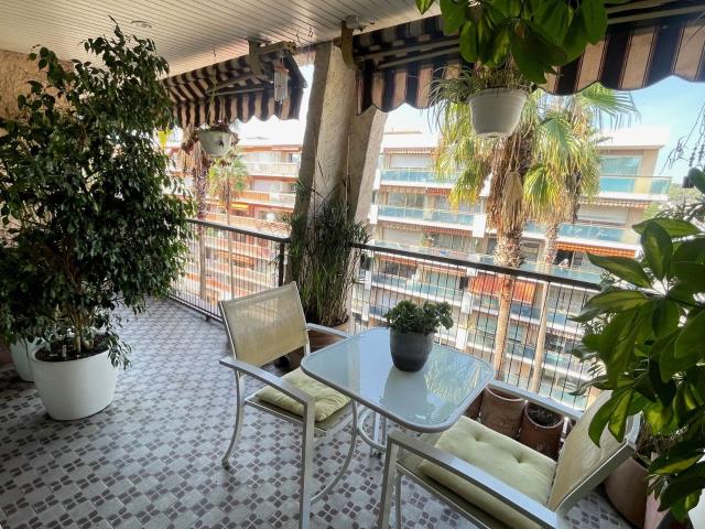 Appartement à louer 4 pièces 102 m