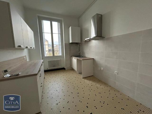 Appartement à louer 4 pièces 102m²