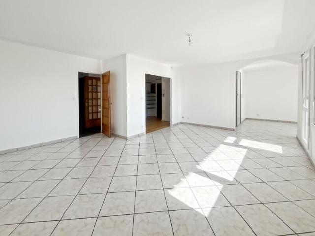 Appartement à louer 4 pièces • 107,65 m2 Lyon 8