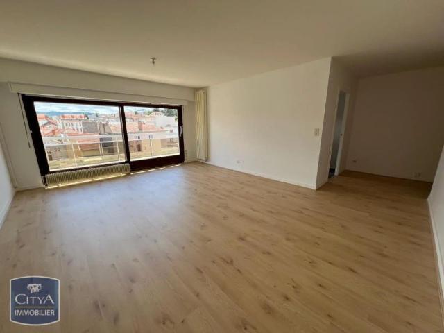Appartement à louer 4 pièces 105.3m²