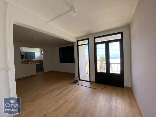 Appartement à louer 4 pièces 105m²