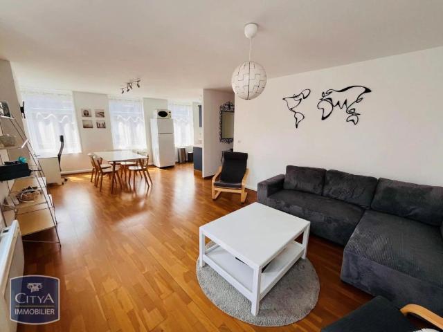 Appartement à louer 4 pièces 106.57m²