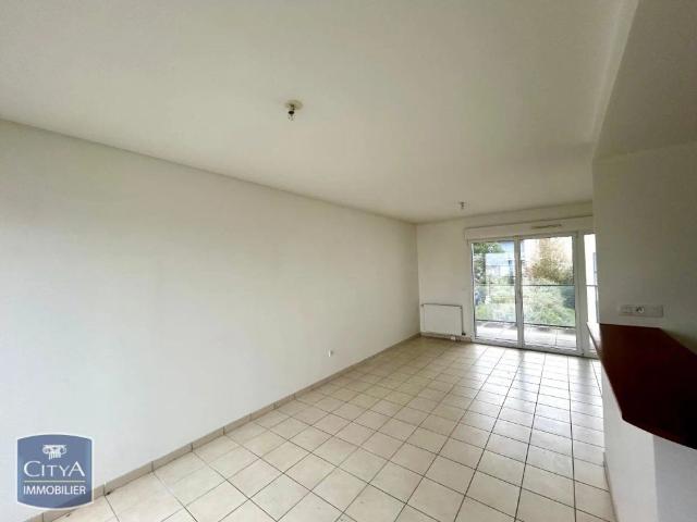Appartement à louer 4 pièces 113.78m²