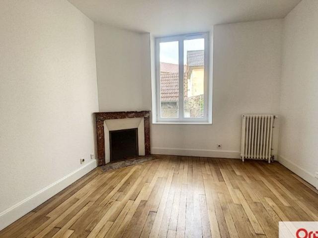 Appartement à louer 4 pièces • 110,79 m2 Montluçon