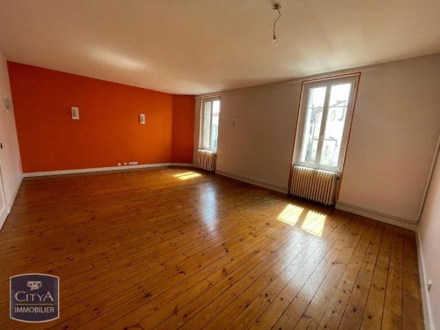 Appartement à louer 4 pièces 111.23m²