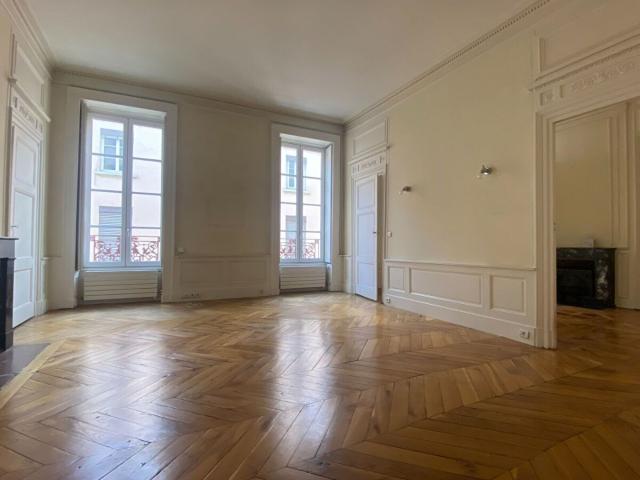 Appartement à louer 4 pièces 117,09 m