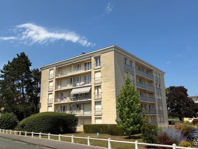 Appartement à louer 4 pièces 117,22 m