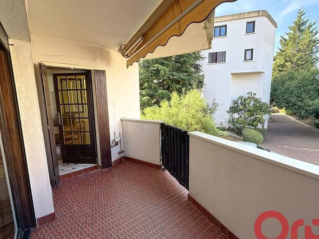 Appartement à louer 4 pièces 114,82 m