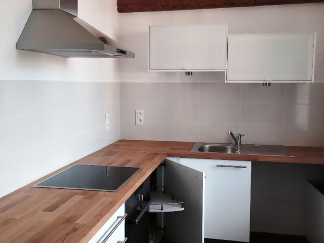 Appartement à louer 4 pièces 115 m