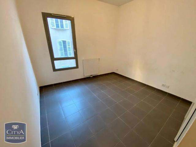 Appartement à louer 4 pièces 116.91m²