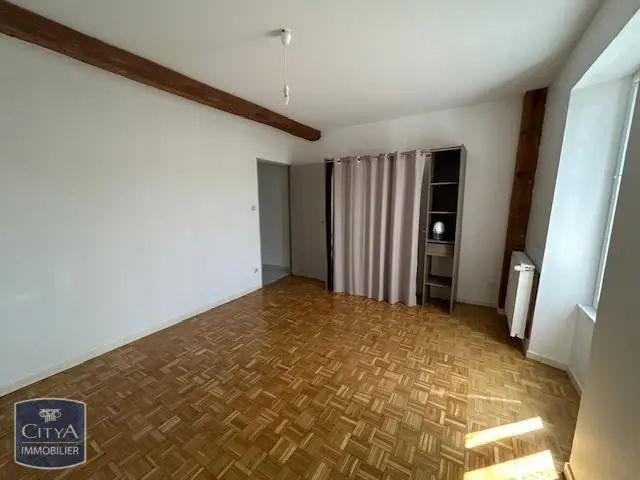 Appartement à louer 4 pièces 123.33m²
