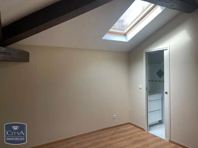 Appartement à louer 4 pièces 120.63m²