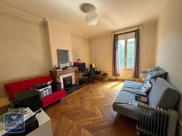 Appartement à louer 4 pièces 120.81m²