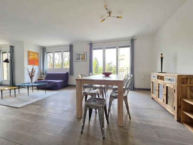 Appartement à louer 4 pièces • 122,97 m2 Vanves