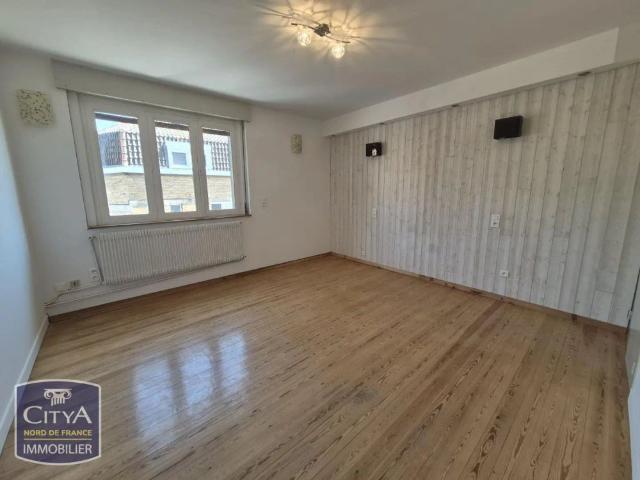Appartement à louer 4 pièces 128.66m²