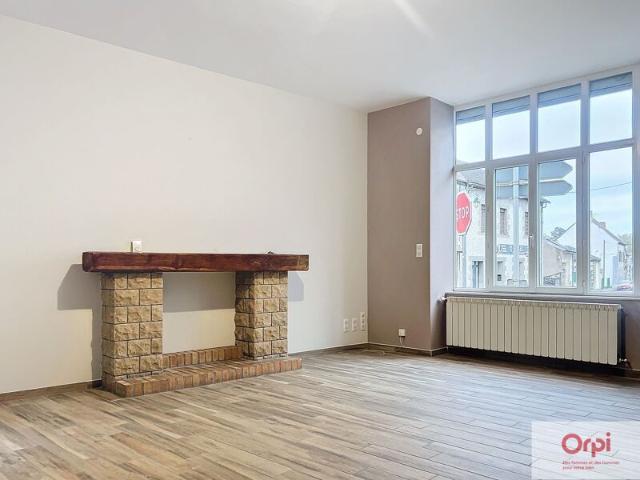 Appartement à louer 4 pièces • 130 m2 Montmarault