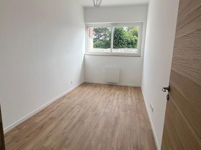 Appartement à louer 4 pièces • 132 m2 Amiens