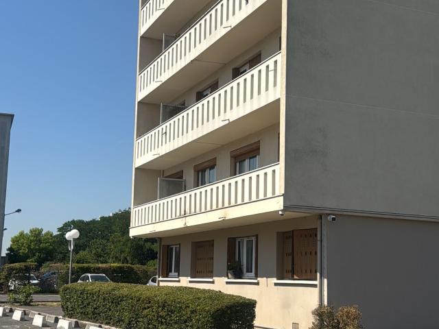 Appartement à louer 4 pièces